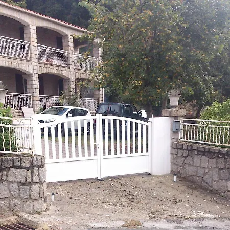 Belle Maison De Charme Ancien, Vue Et Montagne *