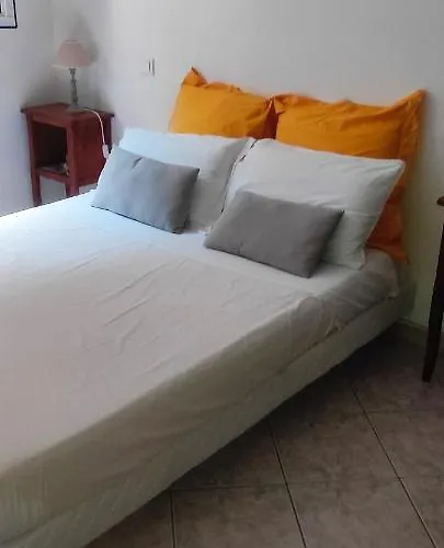 Belle Maison De Charme Ancien, Vue Et Montagne Casa de Férias Casalabriva